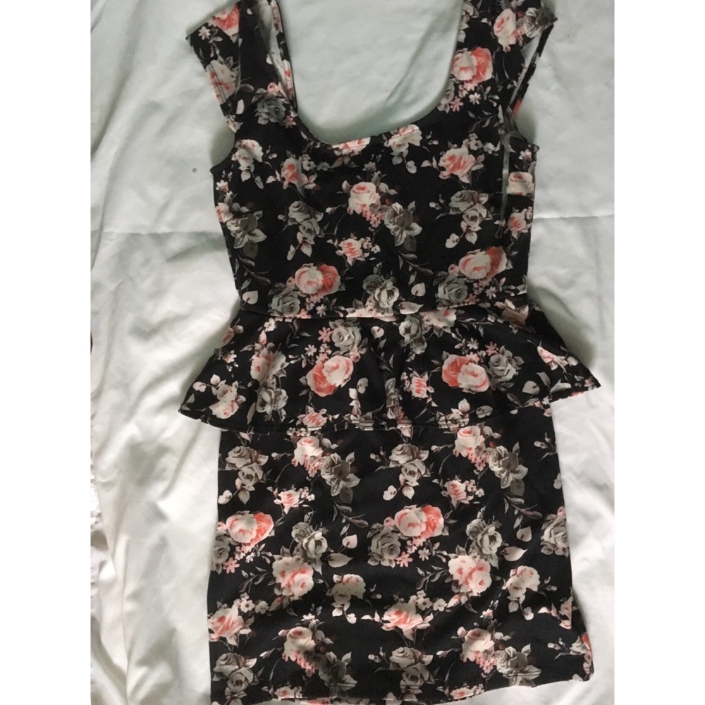 Floral summer dress!